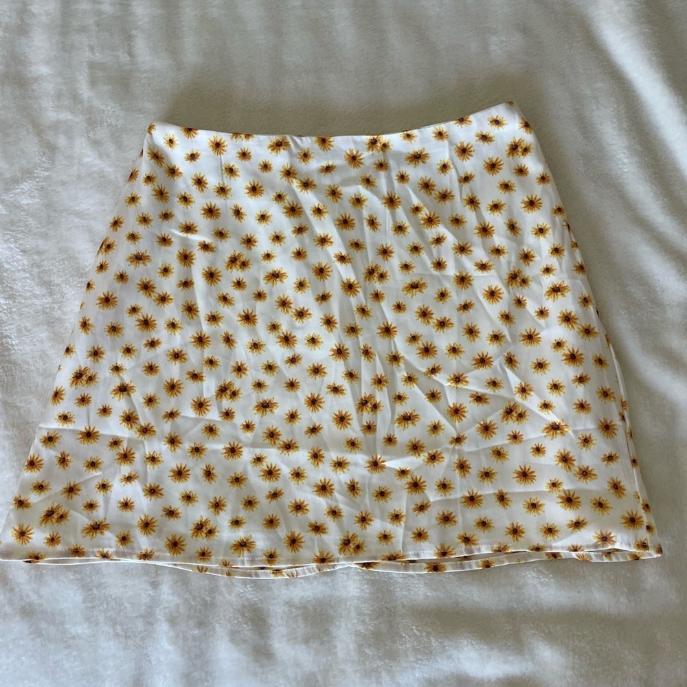 WeWoreWhat Sunflower Mini Skirt